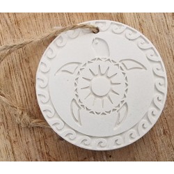 Diffuseur à pendre avec ficelle rond diam 55 mm ép 6 mmm motif TORTUE
